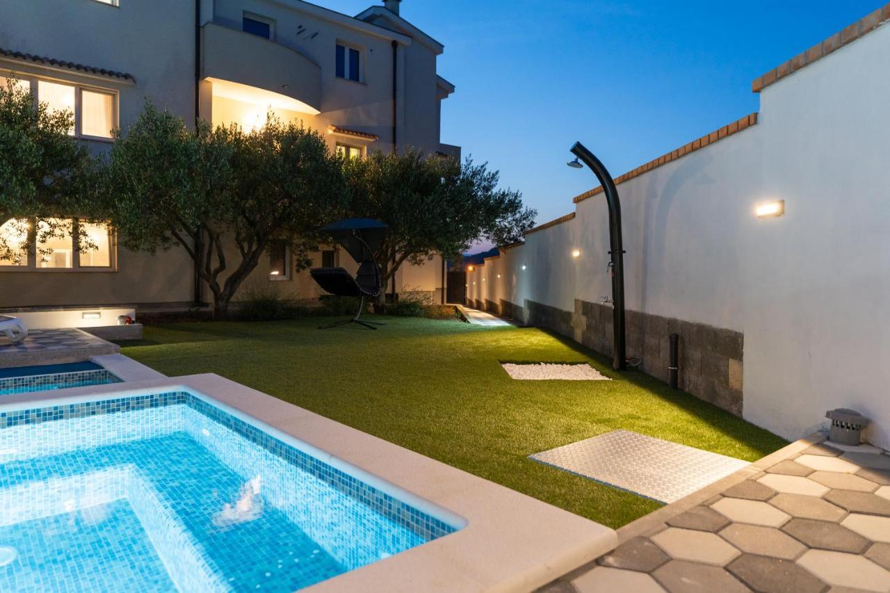 Apartman David S Bazenom Podusje Экстерьер фото
