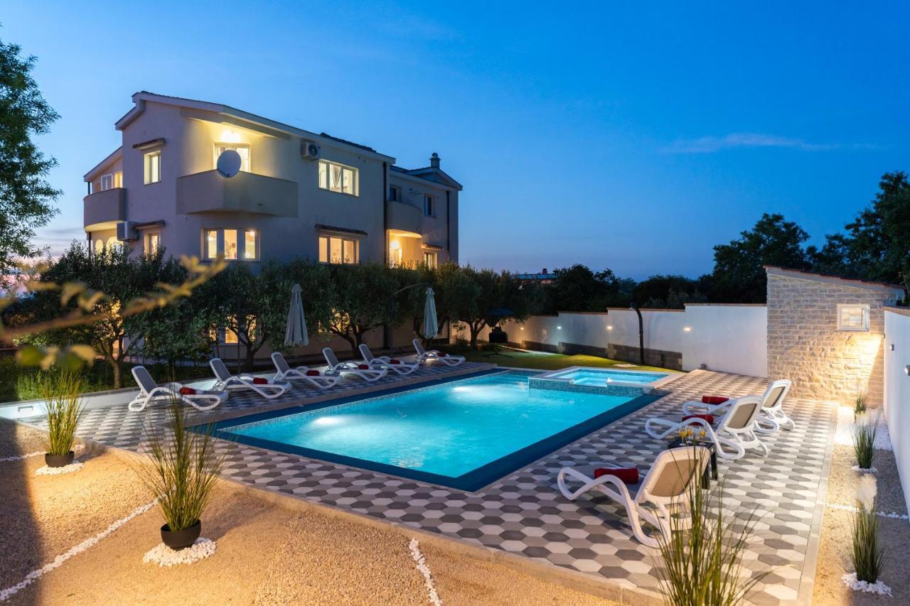 Apartman David S Bazenom Podusje Экстерьер фото