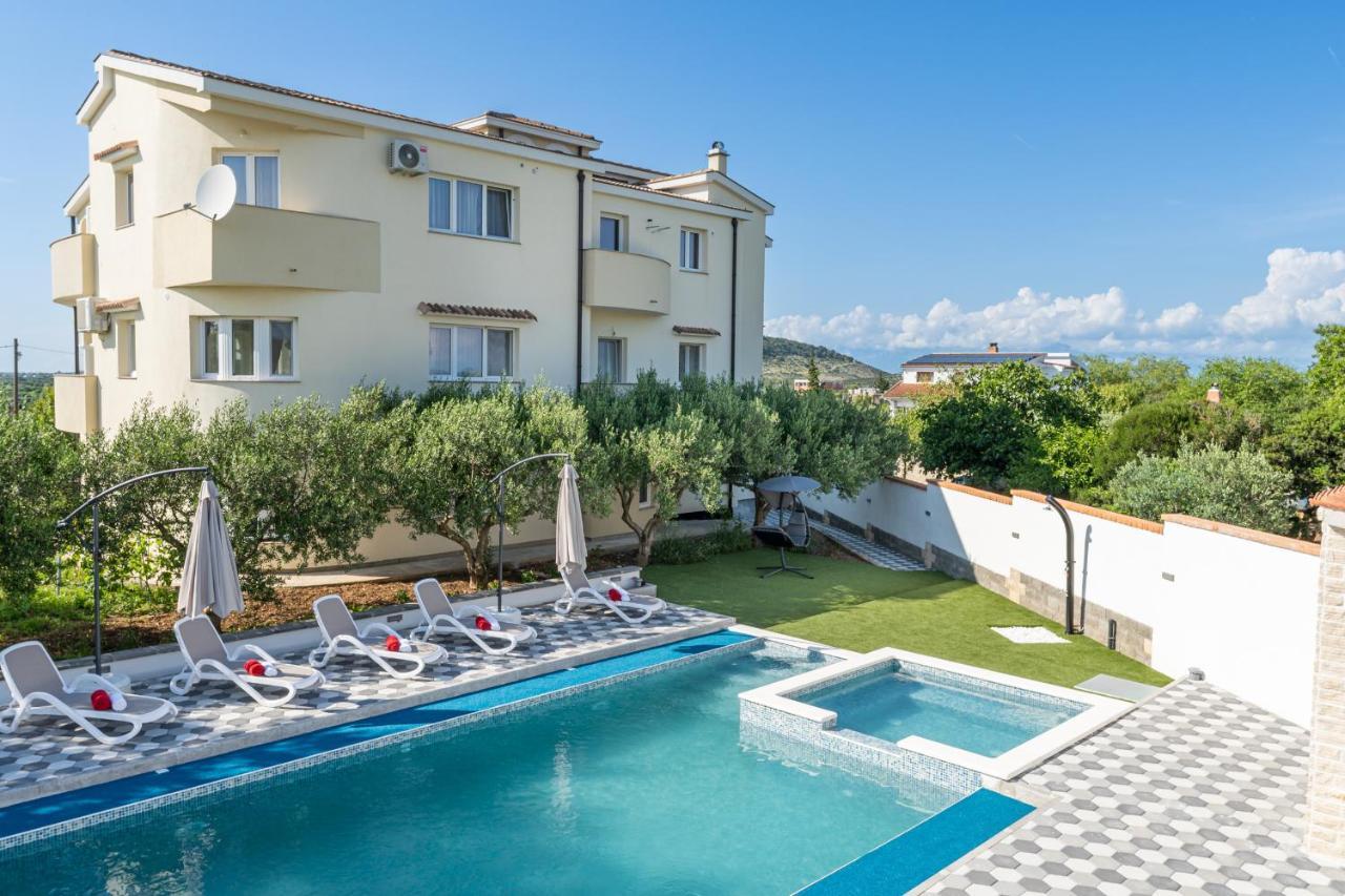 Apartman David S Bazenom Podusje Экстерьер фото